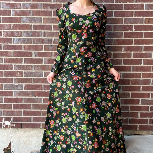 Vintage homemade velvety renaissance Prairie floral maxi dress medium/large - Picture 3 of 5